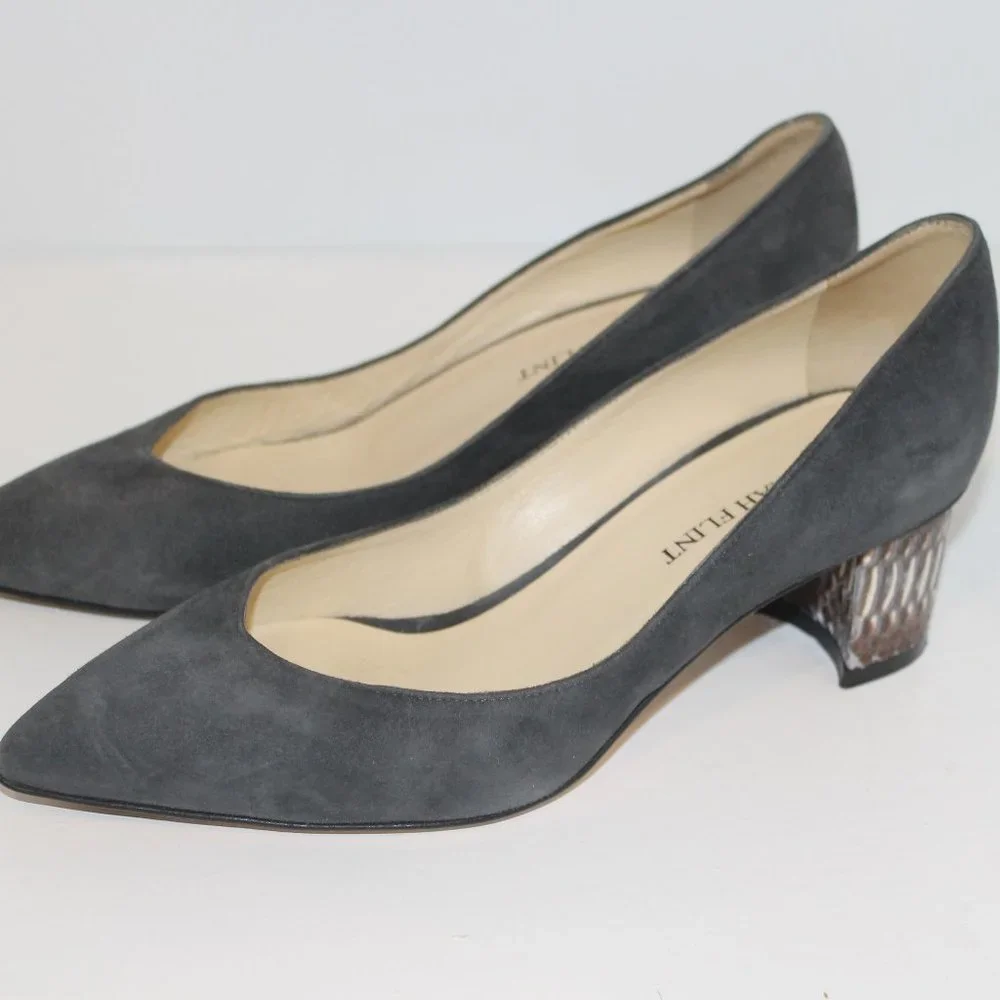 REDUCED Sarah Flint EMMA Gray Suede Closed Toe None Classic Pumps Shoes 35.5